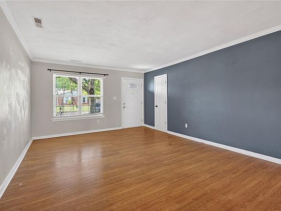 5th image of 5404 Blue Knob Rd