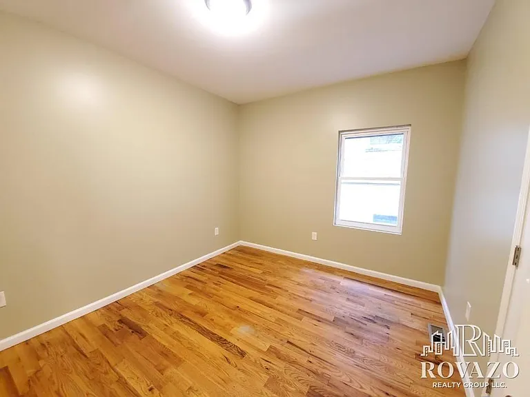 268 21st St #3A — Photo 12