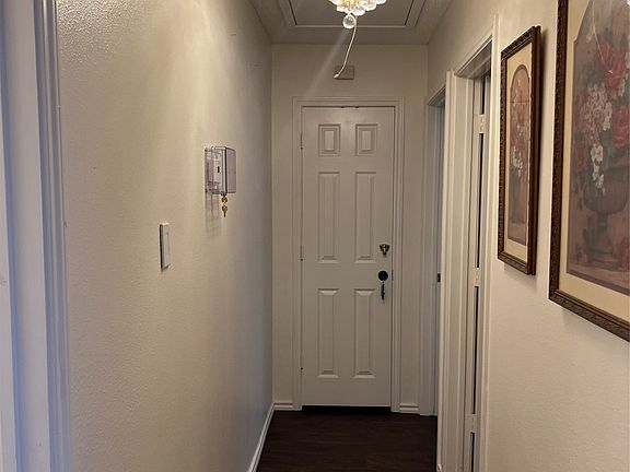 4th image of 514 Amber Ln