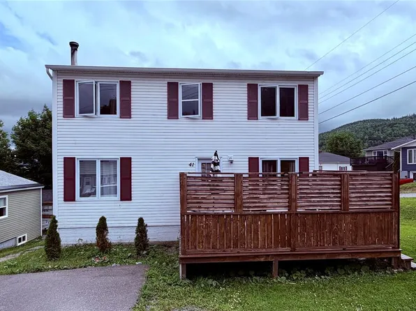41 Country Road, Corner Brook, NL A2H4L7