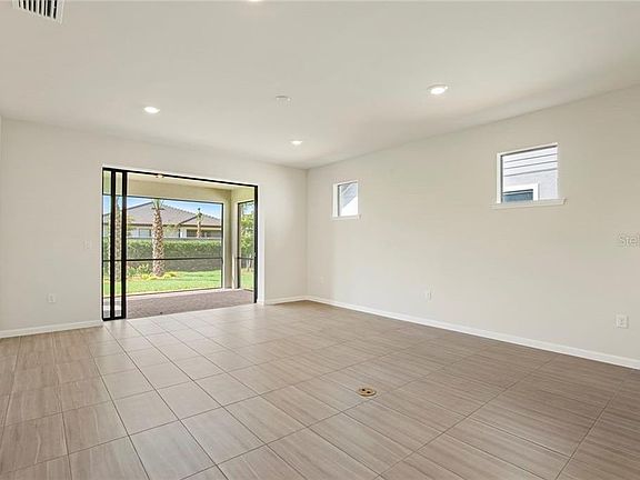 4th image of 5705 Sweet Leaf Way
