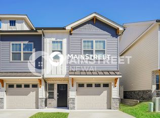 112 Hartsville Ct, Lebanon, TN 37087