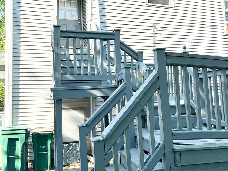 628 S State St #1 — Photo 2