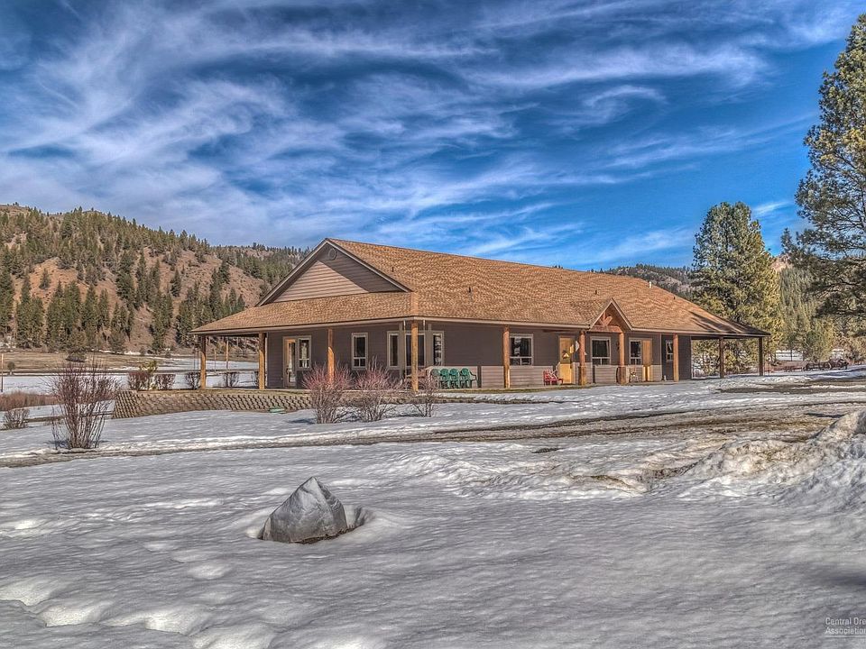 1st image of 27020 NE Old Wolf Creek Rd