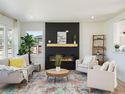 1934 De Ovan Ave, Stockton, CA, 95204