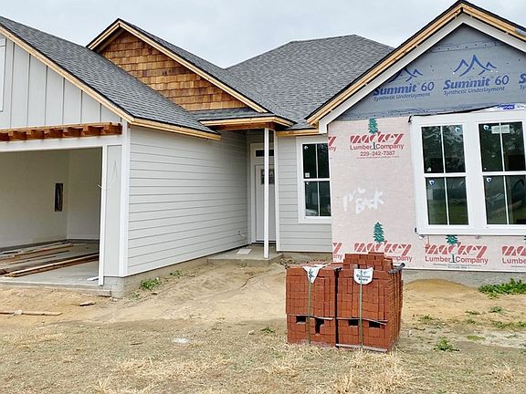 2nd image of 117 Audrey Ln