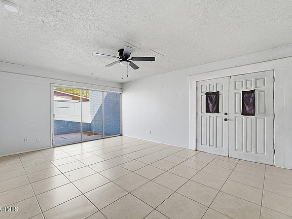 3rd image of 7714 W MITCHELL Drive