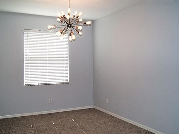 5th image of 2819 Manning Dr