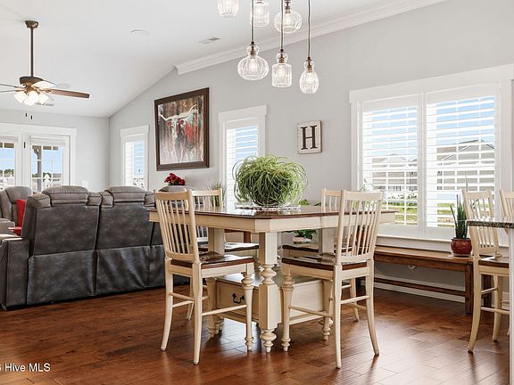 5th image of 1612 Stone Wood Drive