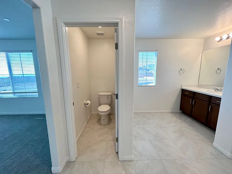 10937 Oregano Ave — Photo 23