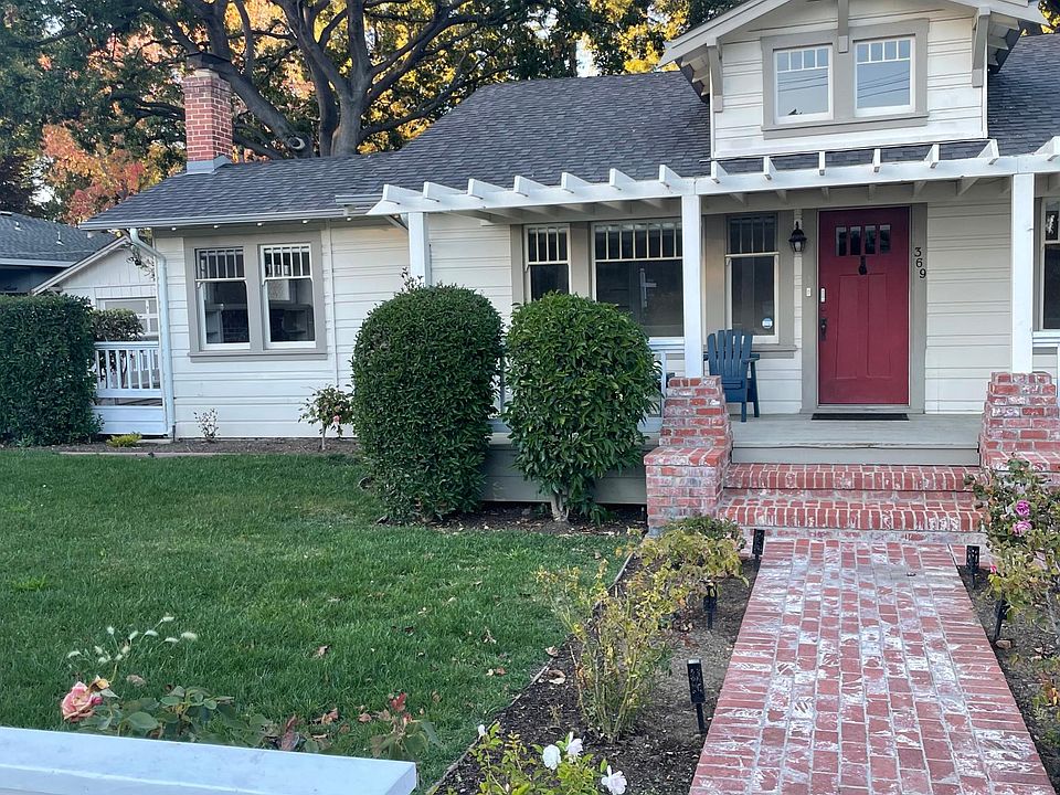 1st image of 369 Oconnor St