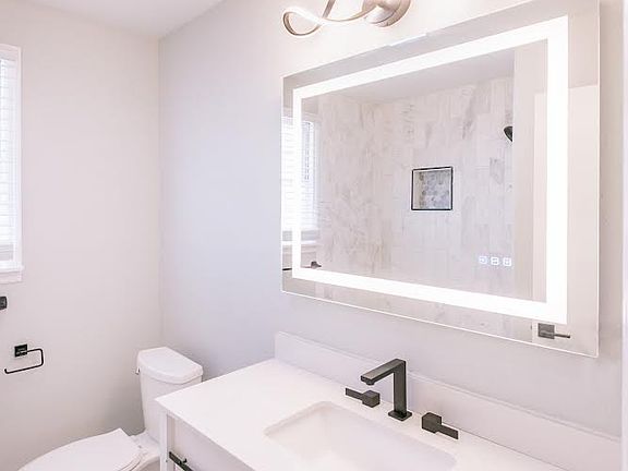 2nd image of 9 Berkley Pl APT 2
