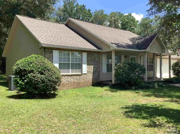6408 Imperial Dr, Milton, FL 32570