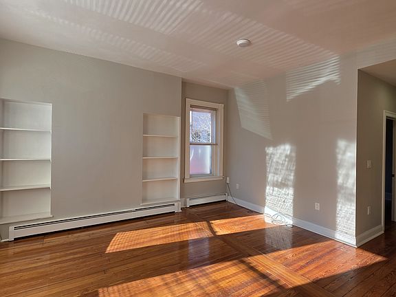 5th image of 533 Chapel St #1-B