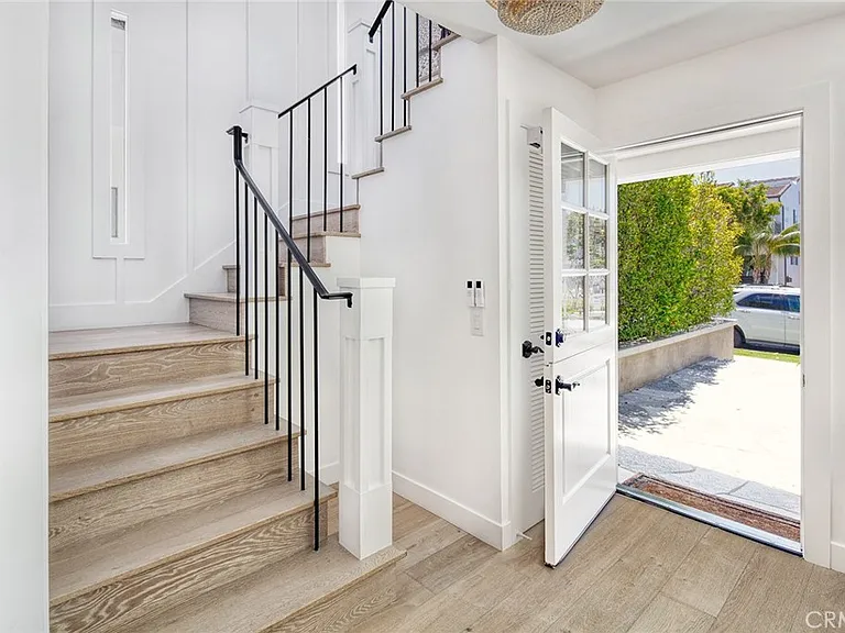 705 Larkspur Ave — Photo 16