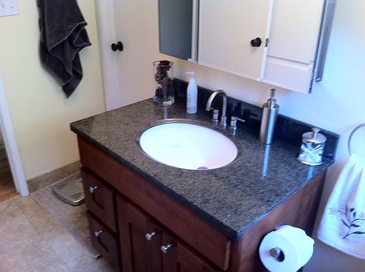 5th image of 5784 Halleck Dr
