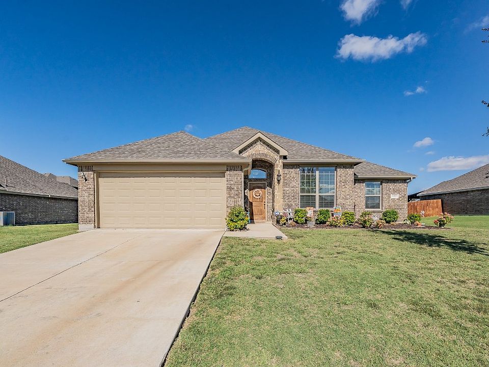 1st image of 122 Haymeadow Dr