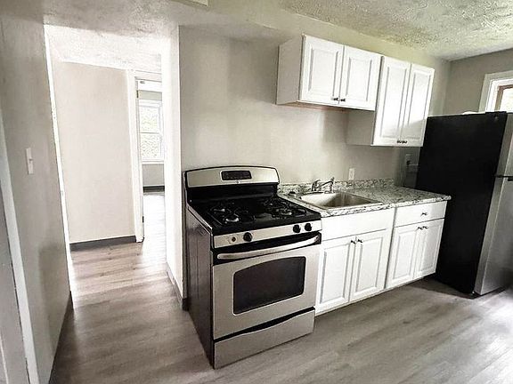 2nd image of 334-340 Hemlock Dr