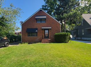 1537 E 212th St, Euclid, OH