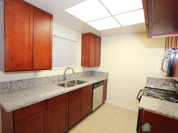 4th image of 9224 Dalewood St