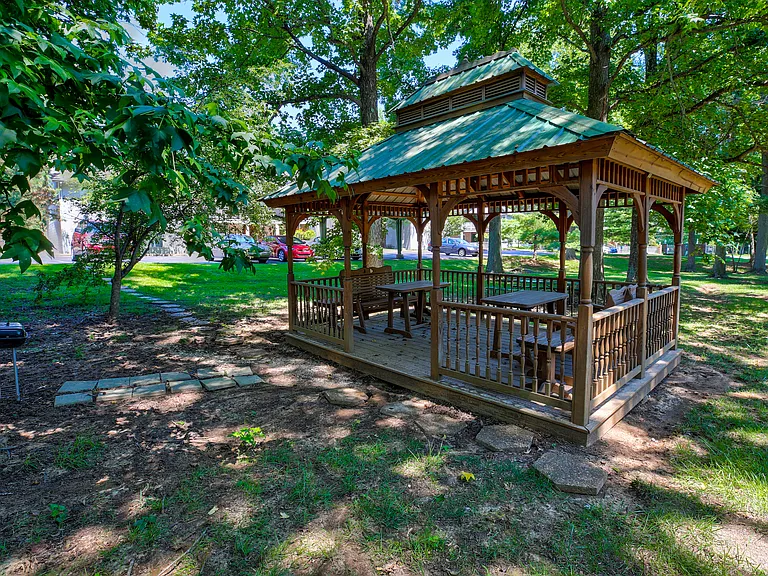 Kenzi Estates — Photo 14