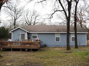 3rd image of 223 Deer Walk Ln