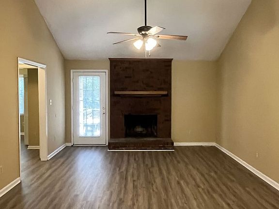 4th image of 7107 Rockwood Forest Ln