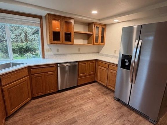 4th image of 23601 Labare Rd #A