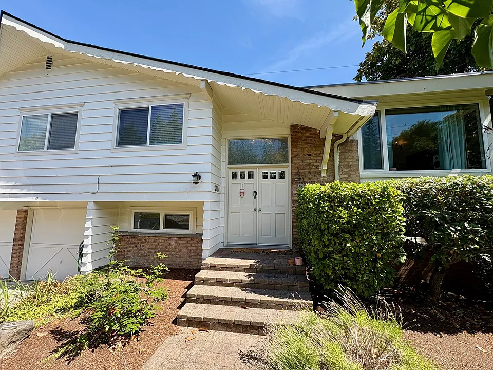 6310 123rd Ave SE
