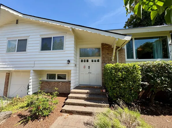 6310 123rd Ave SE, Bellevue, WA 98006