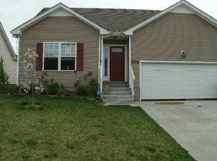 526 Fox Trot Dr, Clarksville, TN 37042