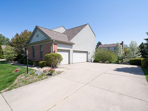 3rd image of 1400 Crystalaire Ct SE
