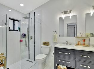 8815 NW 18th St, Coral Springs, FL 33071