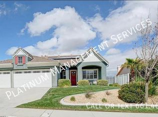 7345 Sunnyslope Dr, Lancaster, CA 93536