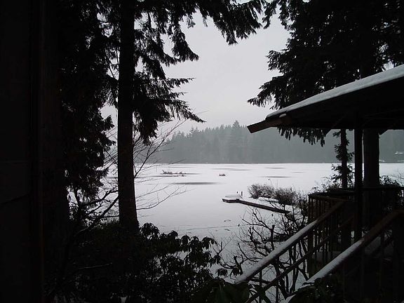 5th image of 9505 Crystal Lake Dr