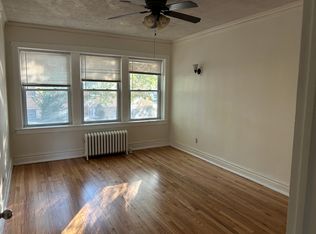 1193 S Kenilworth Ave #1, Oak Park, IL 60304