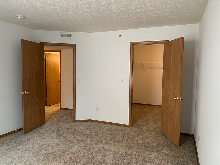 4252 Executive Pkwy #527 — Photo 7