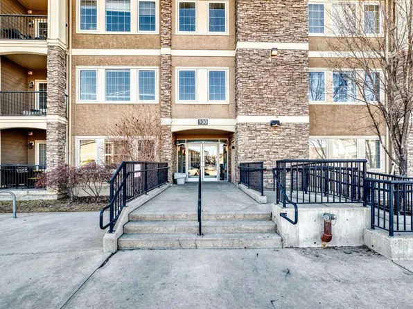 100 E Cranfield Cmn SE #107, Calgary, AB T3M 1S1