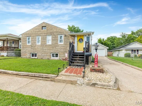 324 Rohm Pl, Roxana, IL 62084