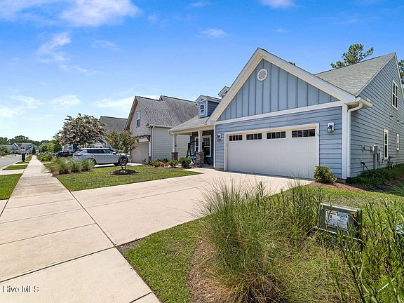 3rd image of 4070 Druid'S Glen Drive