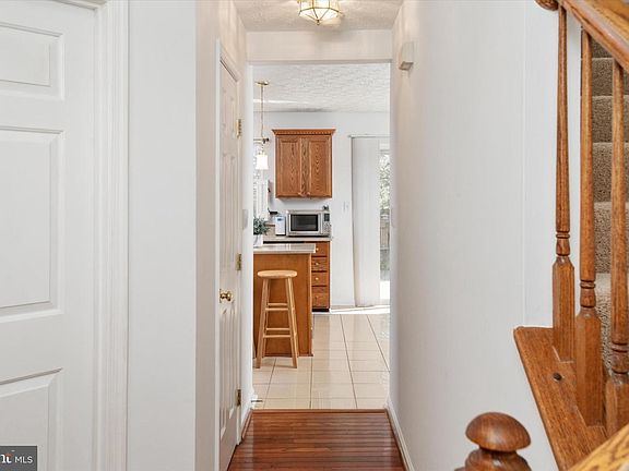 5th image of 1500 Ridge Forest Way