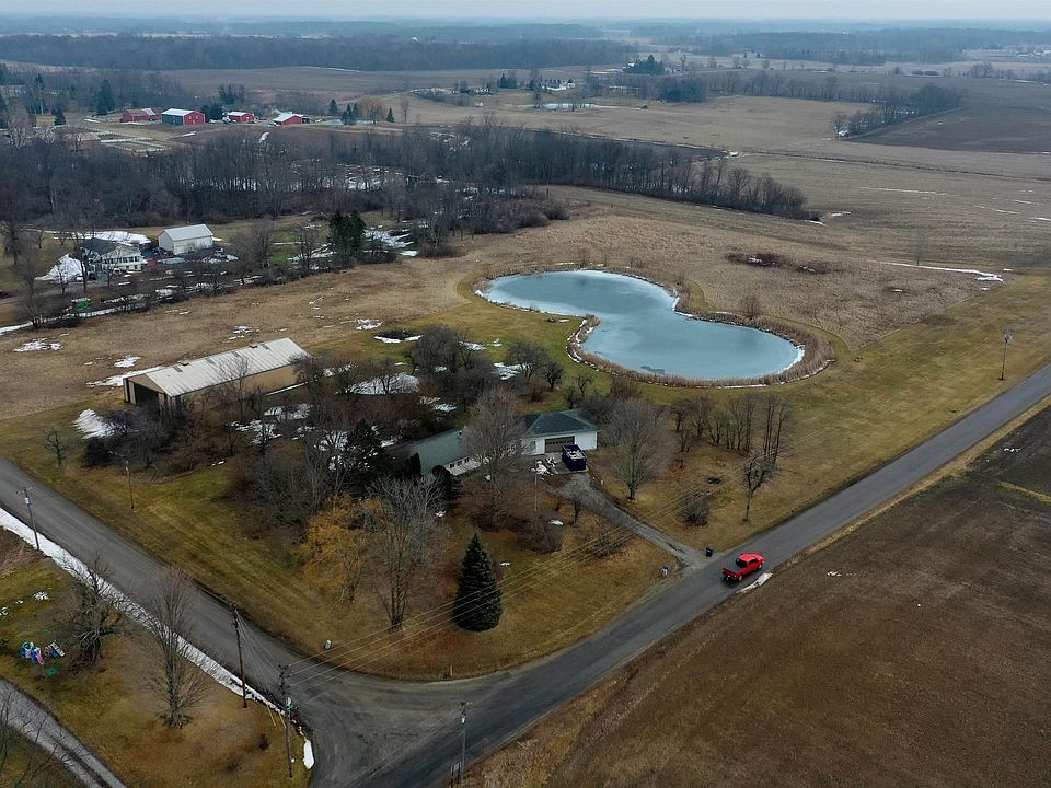 1st image of 12126 Hyndman Rd