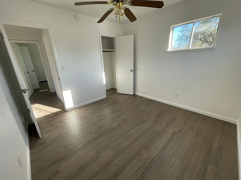7666 Sutter Ave — Photo 4