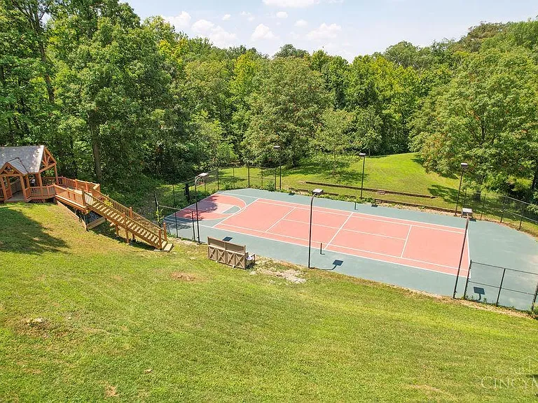 7883 Chestershire Dr — Photo 48