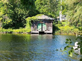 15 Grove St, Sandwich, MA 02563