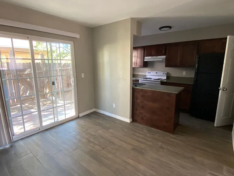 Alto Mesa Apartments — Photo 20
