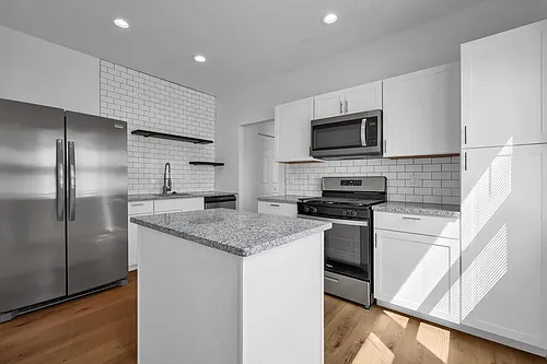 913 S Champion Ave #915 Photo 1
