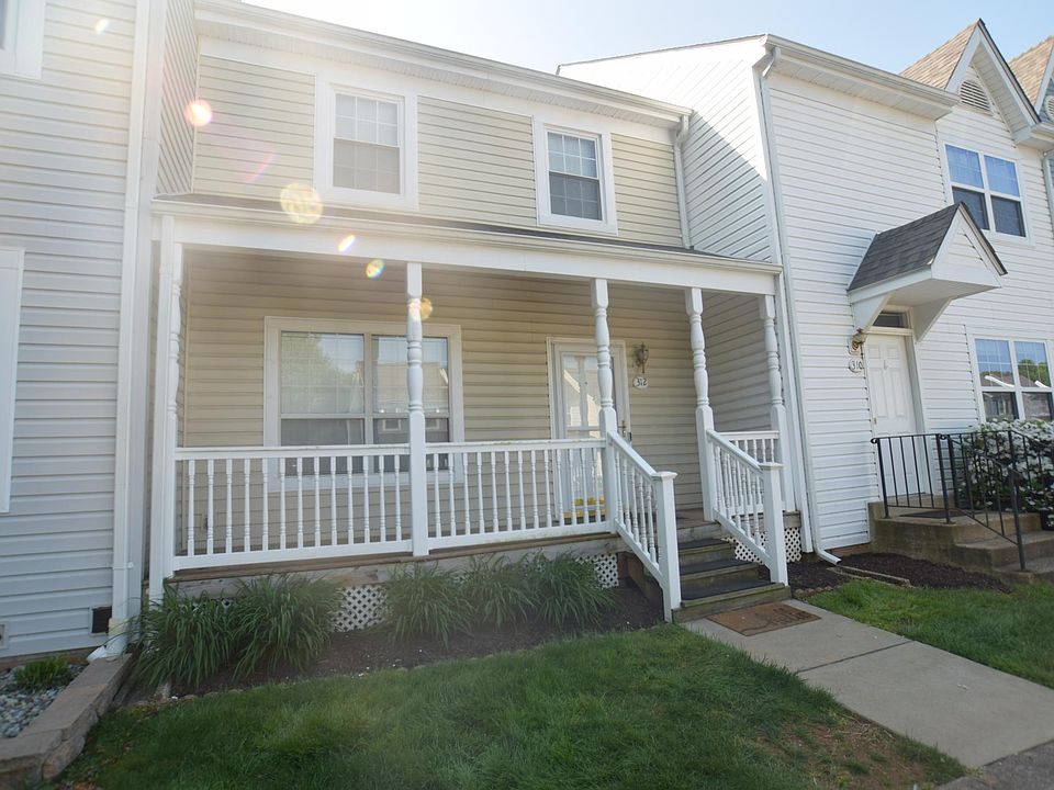 1st image of 312 Surry Ln