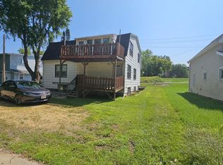 115 4th St W, Menomonie, WI 54751