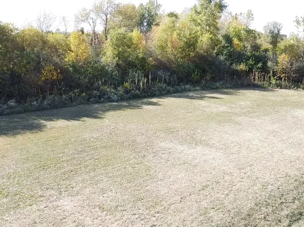 38 Prairie Knoll Dr, New Castle, IN 47362